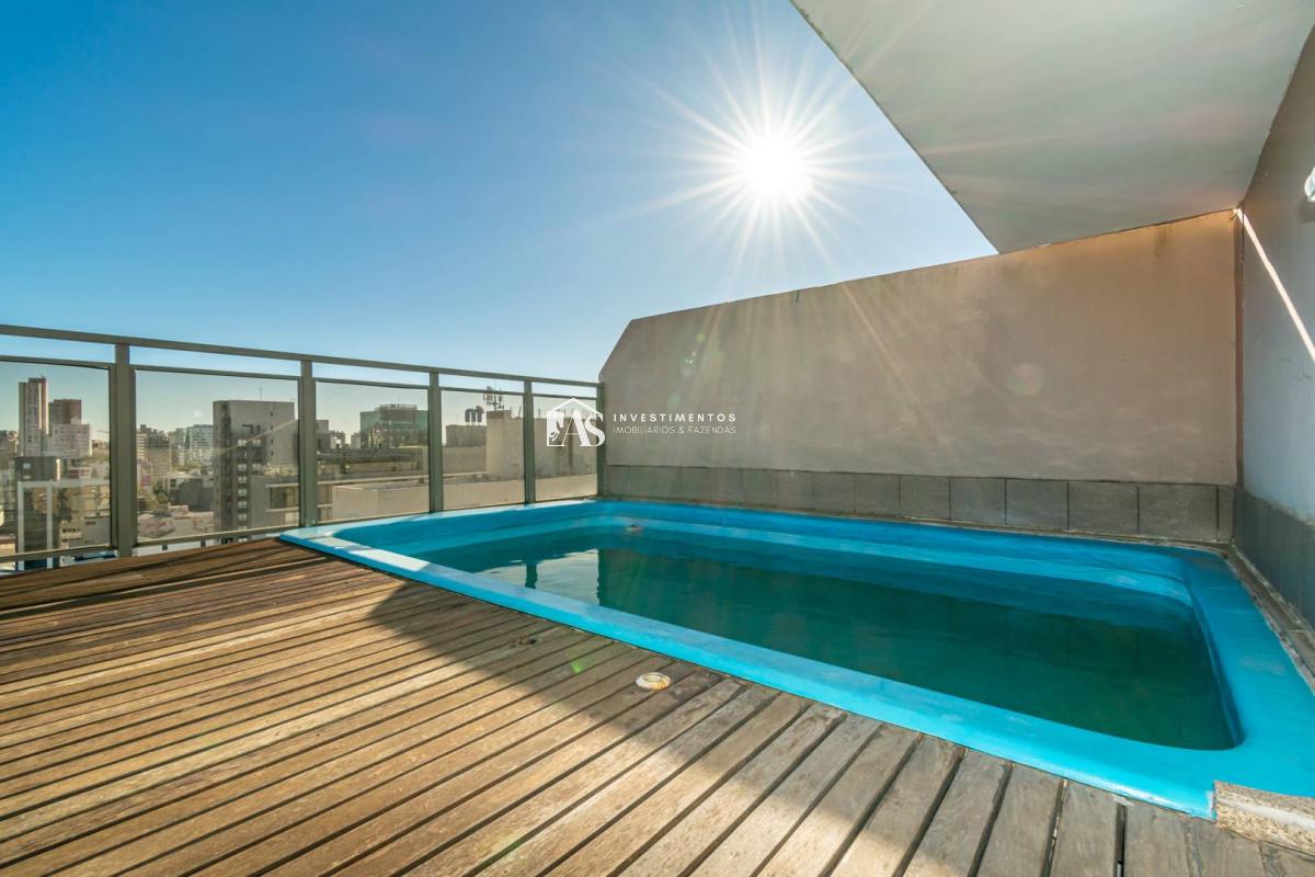 Cobertura de Alto Padrão no Bairro Auxiliadora: 3 Quartos, Suíte, Piscina Privativa, Vista Deslumbrante e Área Gourmet.