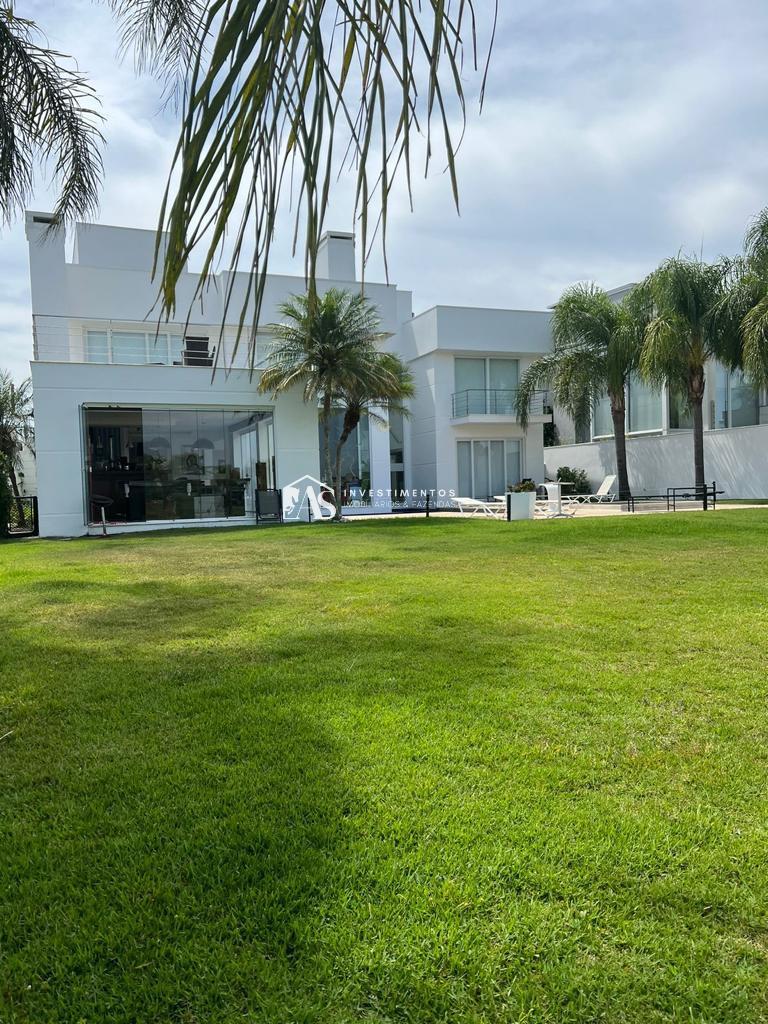 Mansão de Excelência no Terra Ville Golf Club: Uma Experiência Residencial de Pura Distinção