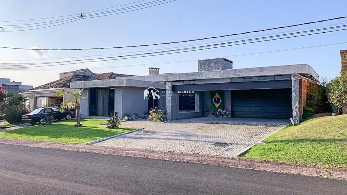 Viva o Luxo à Beira do Golfe e dos Lagos: Residência Exclusiva com Piscina Aquecida e Vista Privilegiada no Terra Ville Belém Novo Golf Club